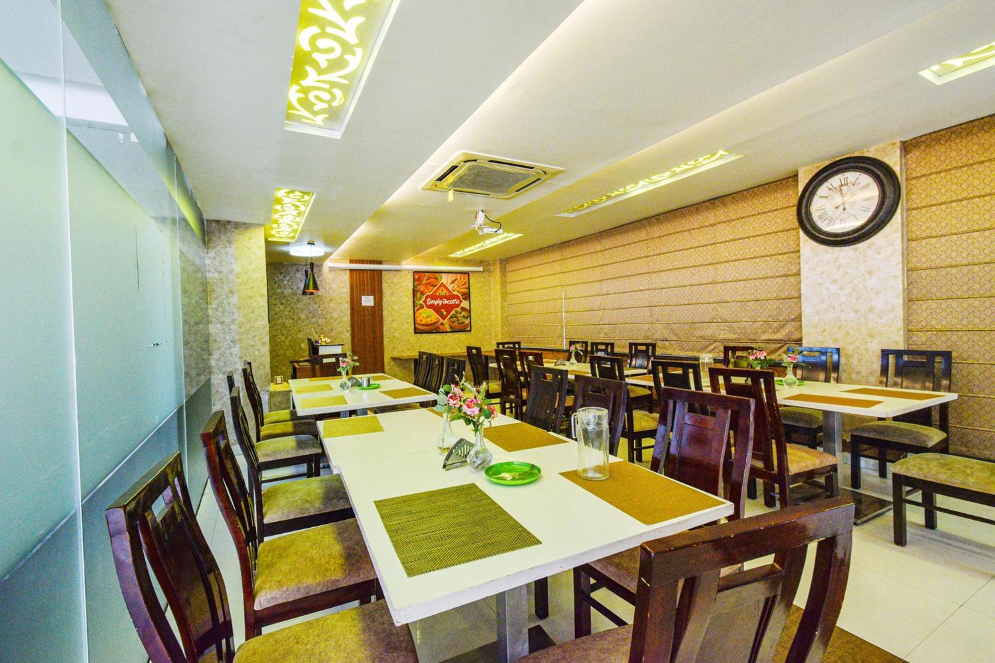 Fabhotel Prime Prowell Crown - Nr Tcs Deccan Park, Hitech Hotel